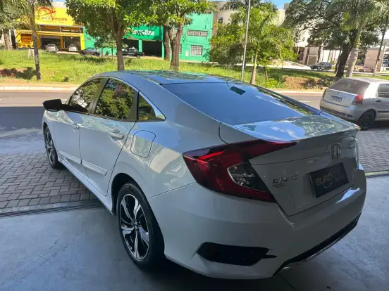 HONDA-CIVIC-2019