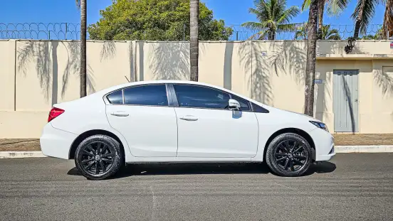 HONDA-CIVIC-2013