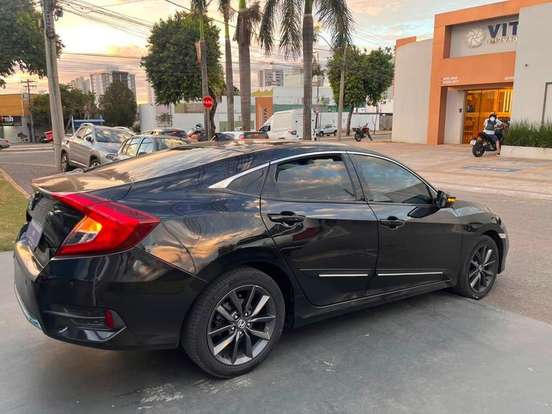 HONDA-CIVIC-2021