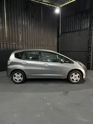 HONDA-FIT-2013