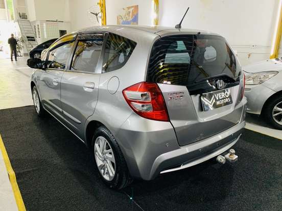 HONDA-FIT-2012