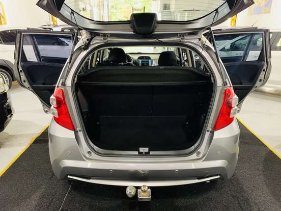 HONDA-FIT-2012