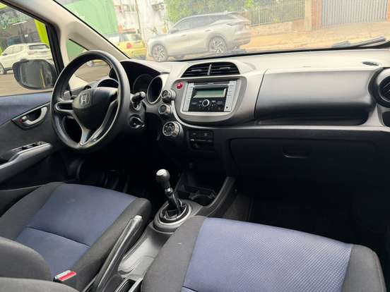HONDA-FIT-2013