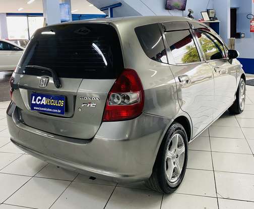 HONDA-FIT-2004