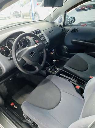 HONDA-FIT-2004