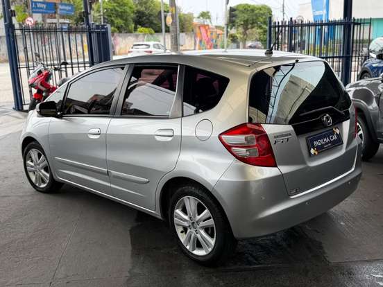 HONDA-FIT-2011