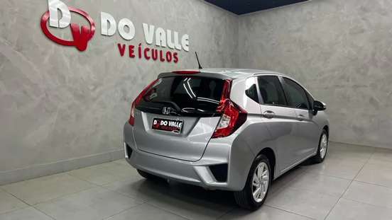 HONDA-FIT-2016