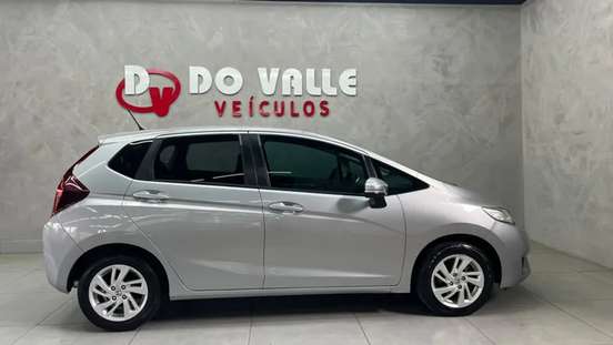 HONDA-FIT-2016