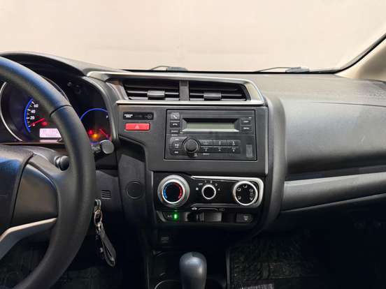 HONDA-FIT-2015