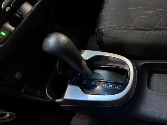 HONDA-FIT-2015
