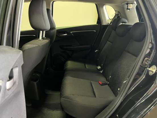 HONDA-FIT-2016