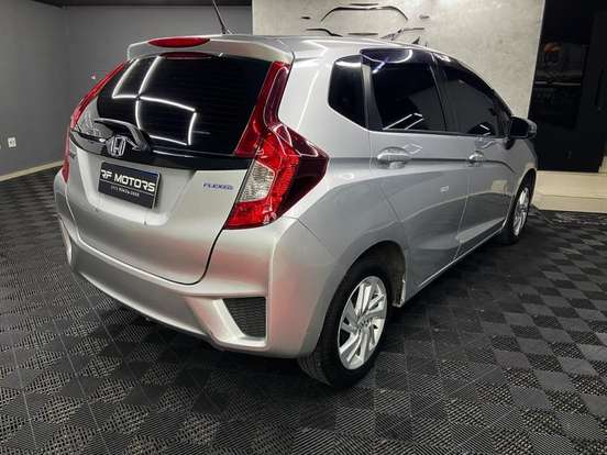 HONDA-FIT-1.5 LX 16V FLEX 4P MANUAL HONDA-FIT-2015