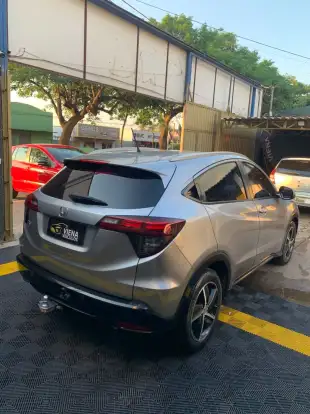 HONDA-HR-V-2021