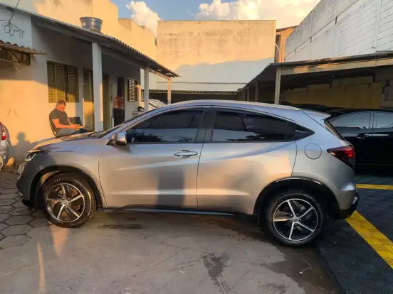 HONDA-HR-V-2021