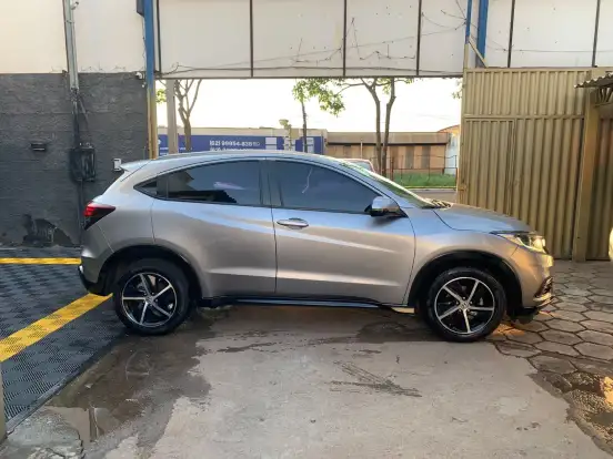 HONDA-HR-V-2021