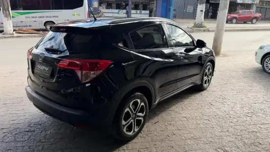 HONDA-HR-V-2016