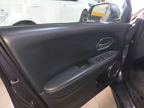 HONDA-HR-V-2018