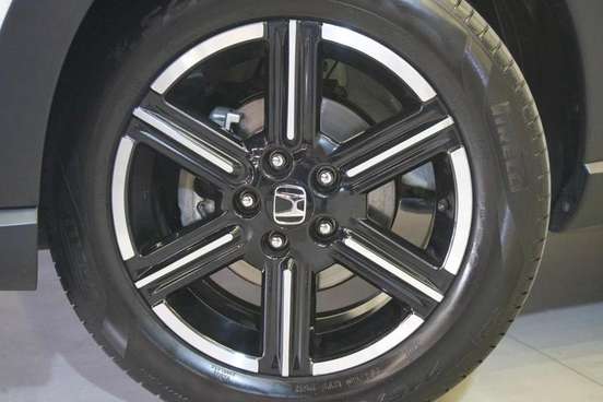 HONDA-HR-V-2025