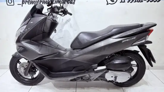 HONDA-PCX-2017