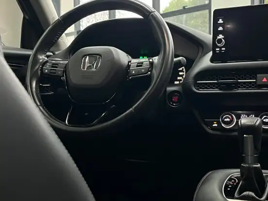 HONDA-ZR-V-2023