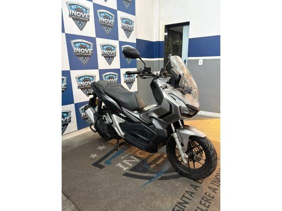 HONDA ADV 