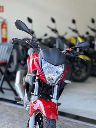 HONDA-CB 300R-2010