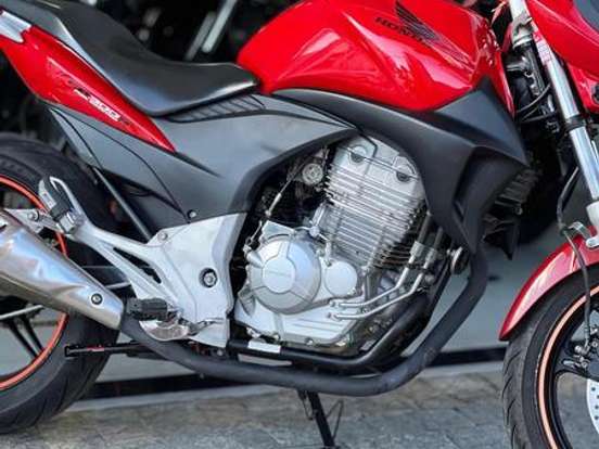 HONDA-CB 300R HONDA-CB 300R-2010