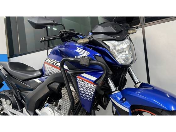 HONDA CB TWISTER ABS 