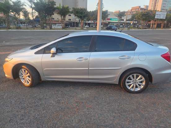 HONDA-CIVIC-2.0 LXR 16V FLEX 4P AUTOMÁTICO HONDA-CIVIC-2014