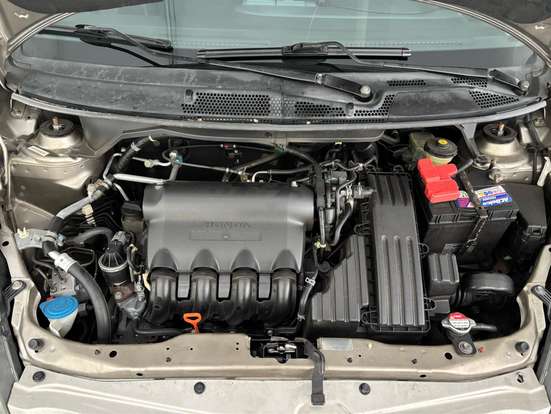 HONDA-FIT-2008