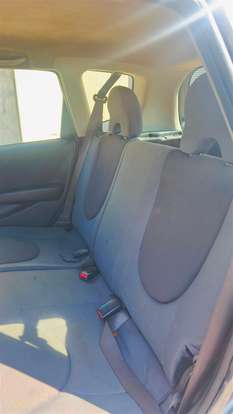 HONDA-FIT-2005