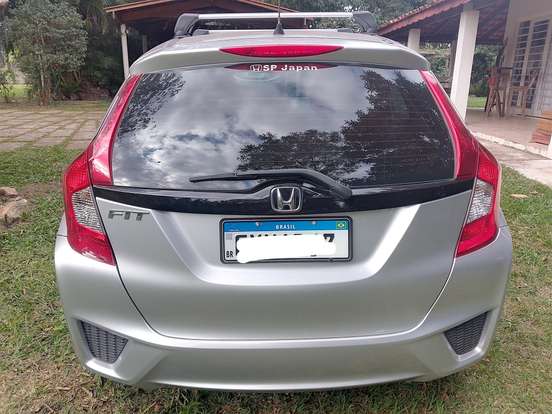 HONDA-FIT-2015
