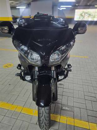 HONDA-GL 1800 GOLD WING HONDA-GL 1800 GOLD WING-2013