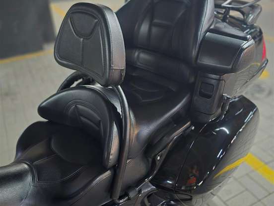 HONDA-GL 1800 GOLD WING HONDA-GL 1800 GOLD WING-2013