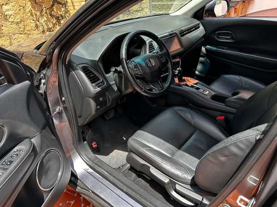 HONDA-HR-V-1.8 16V FLEX TOURING 4P AUTOMÁTICO HONDA-HR-V-2018