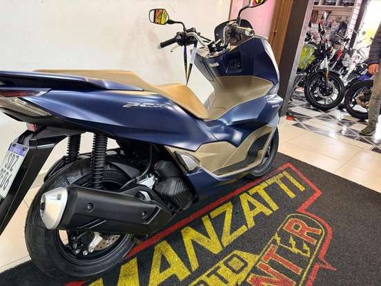 HONDA-PCX 160 DLX-2022