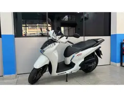 HONDA SH 300i SPORT HONDA SH 300i SPORT