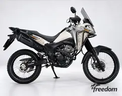 HONDA XRE 300 SAHARA ADVENTURE HONDA XRE 300 SAHARA ADVENTURE