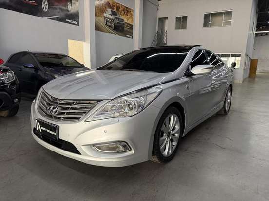 HYUNDAI-AZERA-3.0 MPFI GLS V6 24V GASOLINA 4P AUTOMÁTICO HYUNDAI-AZERA-2012