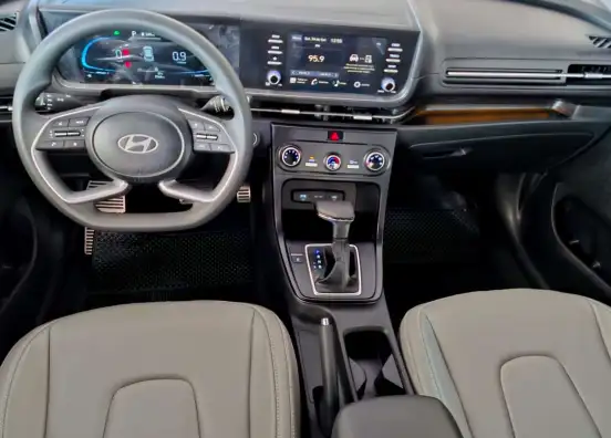 HYUNDAI-CRETA-2025
