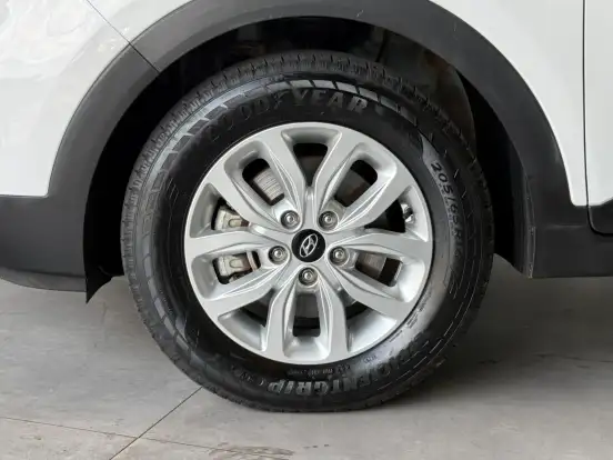 HYUNDAI-CRETA-1.6 16V FLEX ACTION AUTOMÁTICO HYUNDAI-CRETA-2023