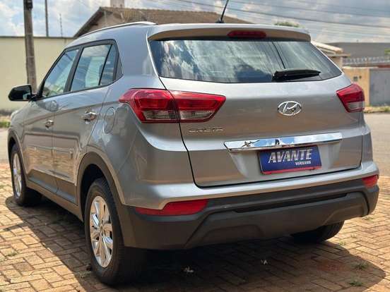 HYUNDAI-CRETA-2022