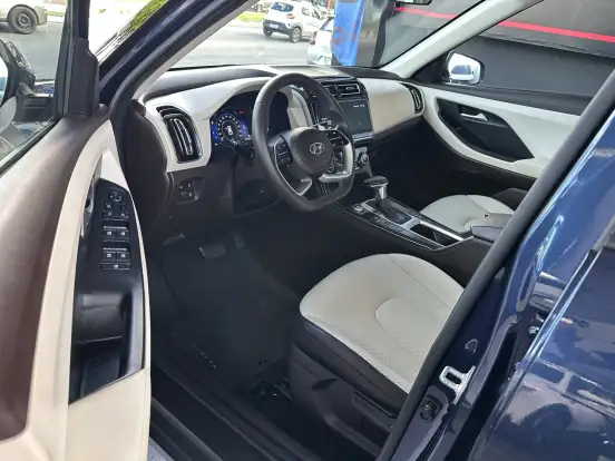 HYUNDAI-CRETA-2.0 FLEX ULTIMATE AUTOMÁTICO HYUNDAI-CRETA-2024