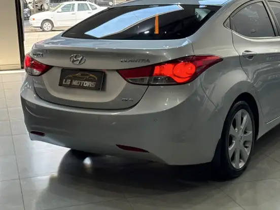 HYUNDAI-ELANTRA-1.8 GLS 16V GASOLINA 4P AUTOMÁTICO HYUNDAI-ELANTRA-2011
