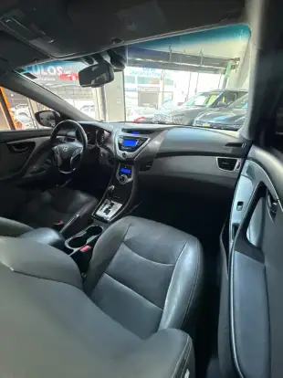 HYUNDAI-ELANTRA-2011