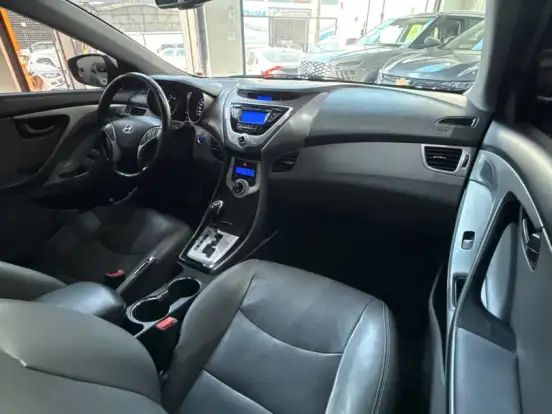 HYUNDAI-ELANTRA-1.8 GLS 16V GASOLINA 4P AUTOMÁTICO HYUNDAI-ELANTRA-2011