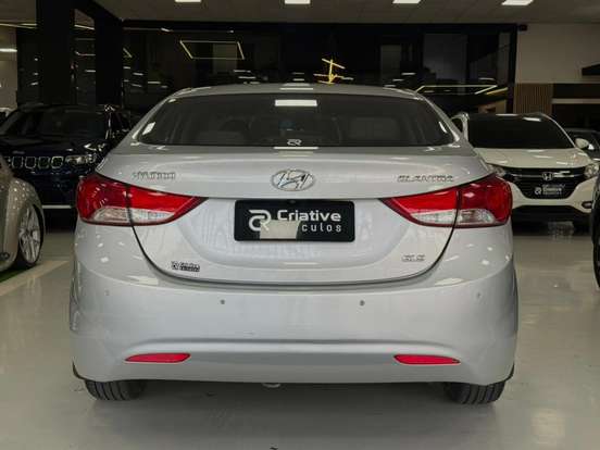 HYUNDAI-ELANTRA-2011