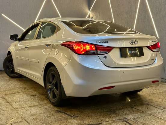 HYUNDAI-ELANTRA-2013