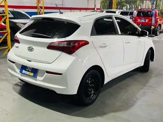 HYUNDAI-HB20-2016