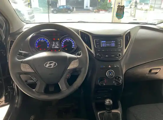 HYUNDAI-HB20-2019